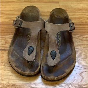 Birkenstock Gizeh leather sandal